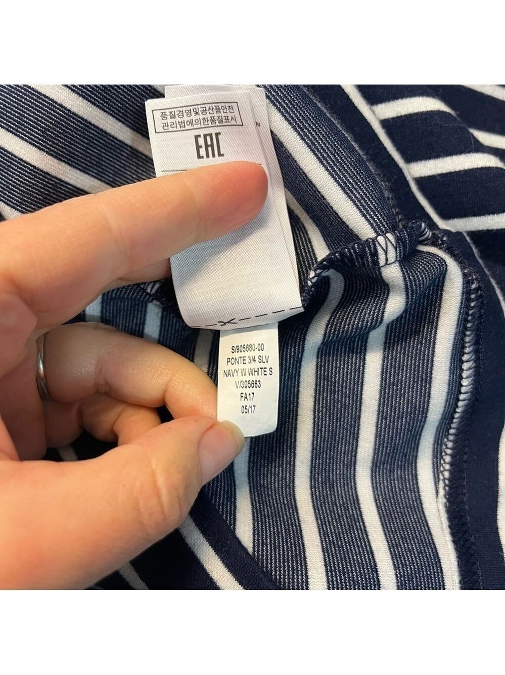Gap Ponte Knit 3/4 Sleeve Navy & White Nautical Striped Shift Dress, size M - Picture 10 of 12
